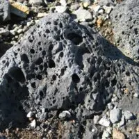 main characteristics of igneous rocks