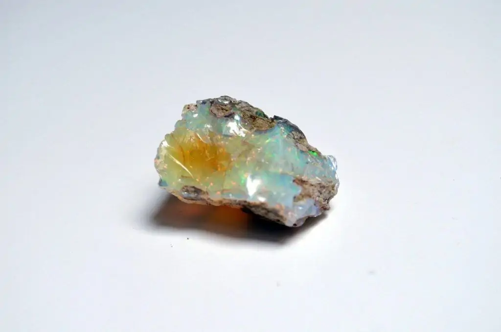 How to Tell and Identify if Opal is Real or Fake?