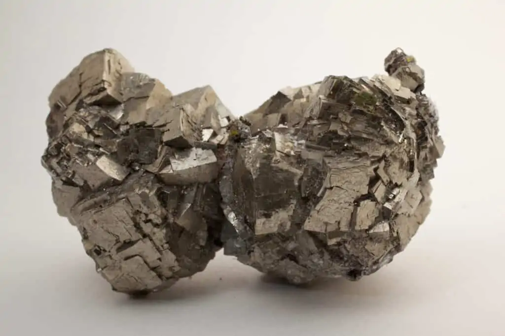 The Main Differences Between Real and Fake Pyrite