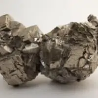 The Main Differences Between Real and Fake Pyrite