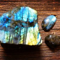 The Main Differences between Real and Fake Labradorite