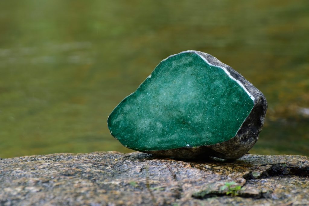 Jewelry gemstone craftwork pendant Burmese jade stone,raw Jadeite stone,Natural yellow jadeite jadeite raw jade stone,raw jade gemstone